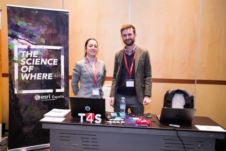 ESRI empresa expositora