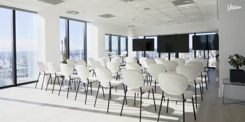 Bulevar30 de Grupo Innédito, espacio elegante y profesional para presentaciones estratégicas y eventos premium