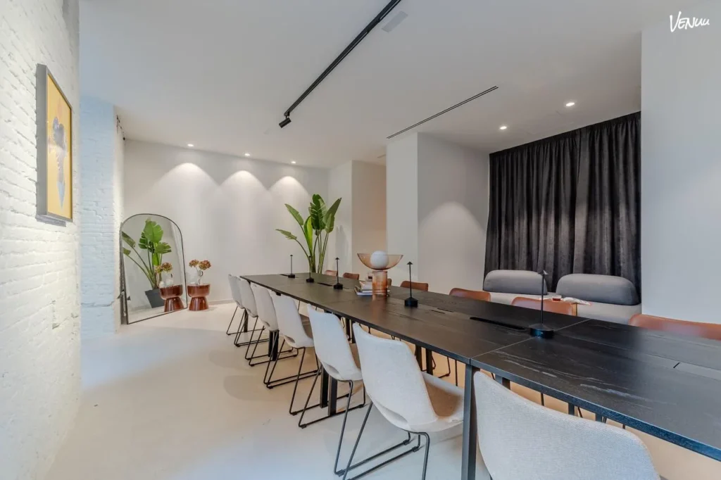 Sala open space en Valencia para reuniones empresariales colaborativas y eventos corporativos